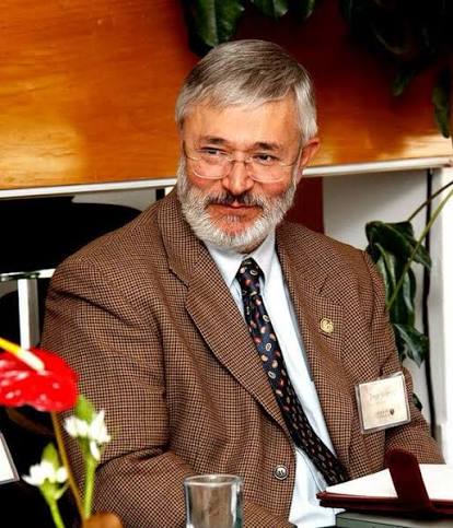 Dr. Jorge Soberón Mainero
